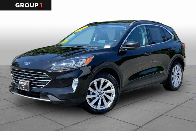 2022 Ford Escape Titanium AWD photo