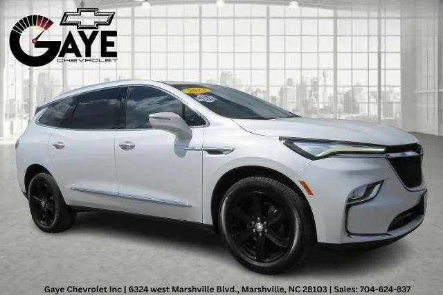 2023 Buick Enclave Essence AWD photo