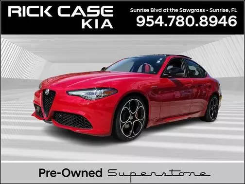 2022 Alfa Romeo Giulia Veloce RWD photo