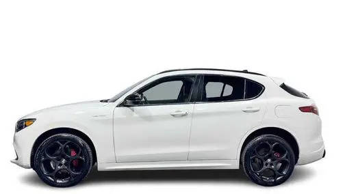 2022 Alfa Romeo Stelvio Veloce AWD photo
