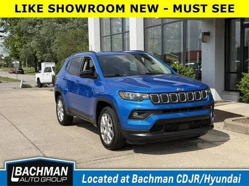 2022 Jeep Compass Latitude Lux 4WD photo