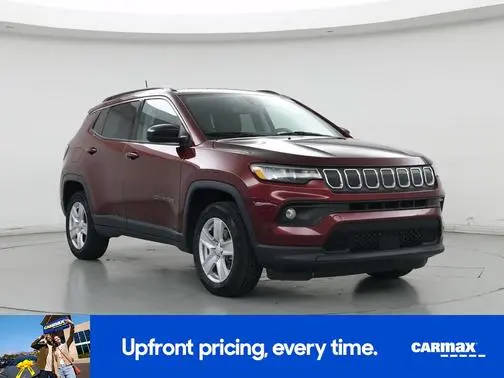 2022 Jeep Compass Latitude 4WD photo