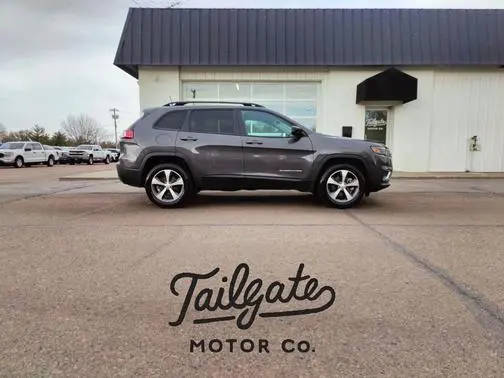 2022 Jeep Cherokee Limited 4WD photo