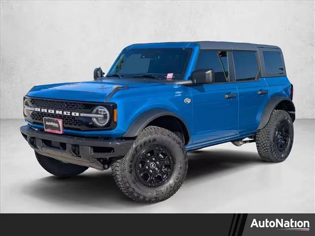 2022 Ford Bronco 4 Door Wildtrak 4WD photo