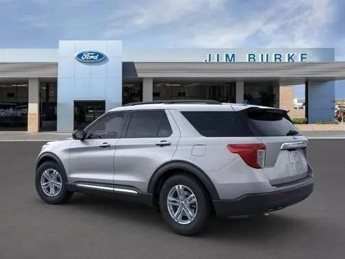 2022 Ford Explorer XLT RWD photo