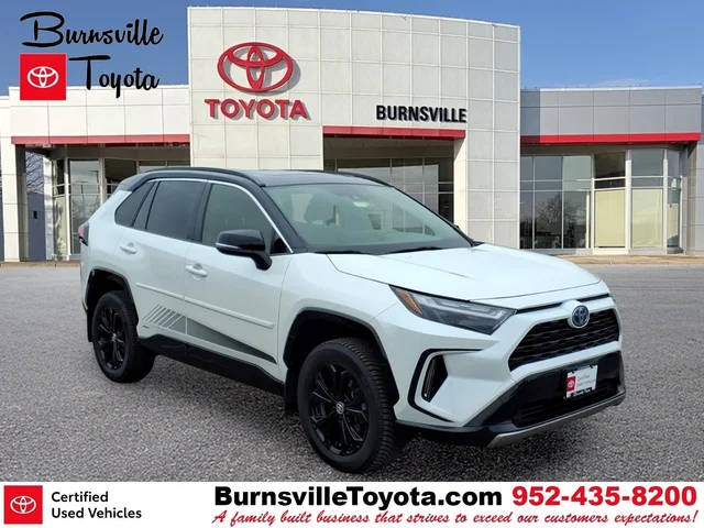 2022 Toyota RAV4 Hybrid XSE AWD photo