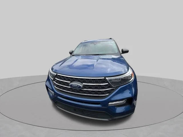 2022 Ford Explorer XLT 4WD photo