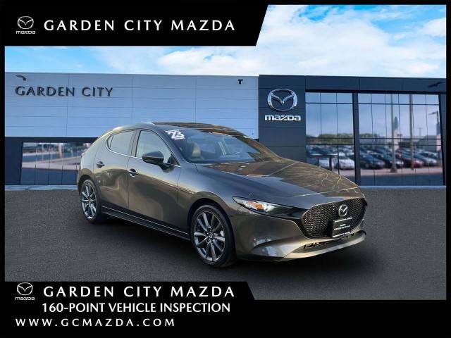 2023 Mazda 3 2.5 S Preferred FWD photo