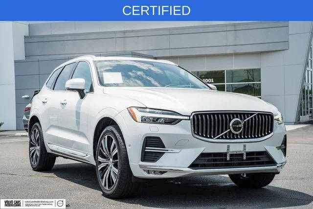 2023 Volvo XC60 Plus Bright Theme AWD photo