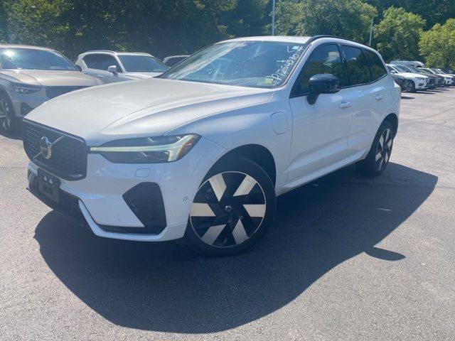2023 Volvo XC60 Recharge Ultimate Dark Theme AWD photo