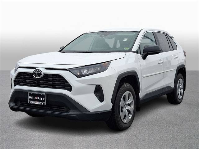 2022 Toyota RAV4 LE AWD photo