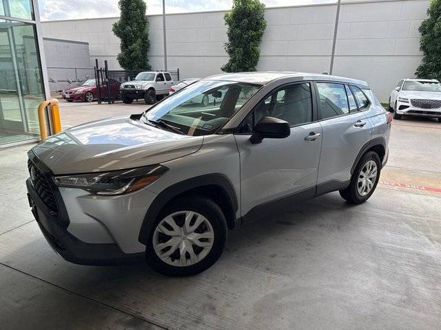 2022 Toyota Corolla Cross L FWD photo