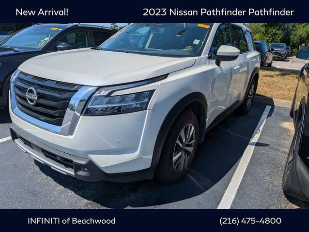 2023 Nissan Pathfinder SL 4WD photo