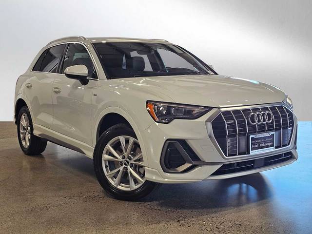 2022 Audi Q3 S line Premium AWD photo
