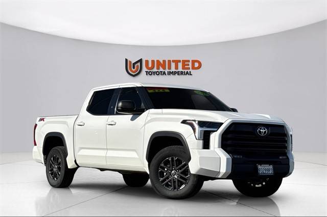 2023 Toyota Tundra SR5 4WD photo