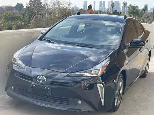 2022 Toyota Prius XLE FWD photo