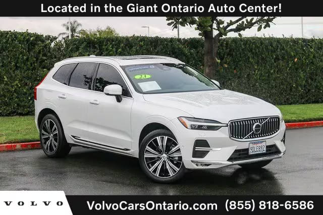 2023 Volvo XC60 Plus Bright Theme FWD photo