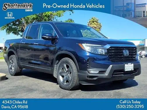 2023 Honda Ridgeline RTL-E AWD photo