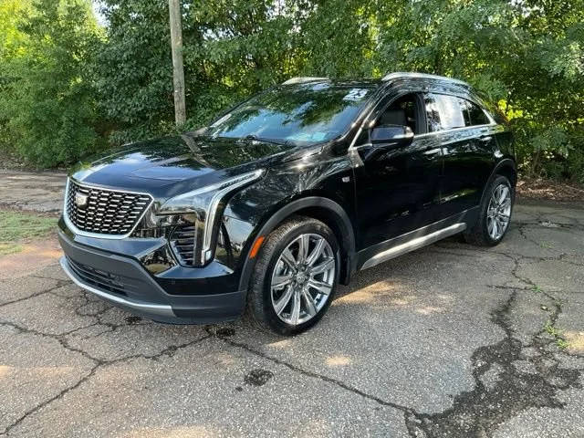 2023 Cadillac XT4 AWD Premium Luxury AWD photo