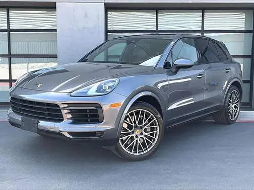 2023 Porsche Cayenne  AWD photo