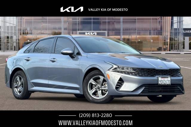 2021 Kia K5 LXS FWD photo