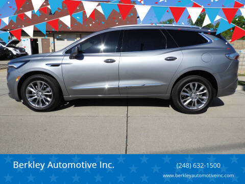 2023 Buick Enclave Avenir AWD photo