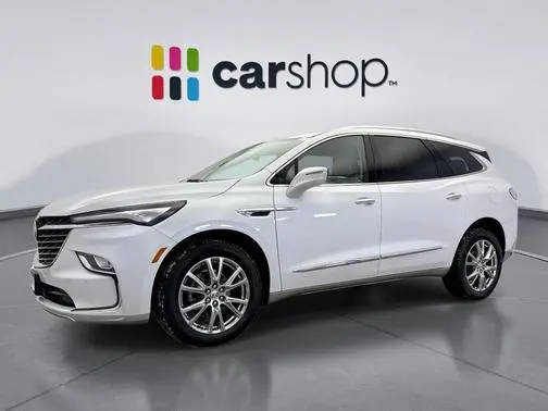 2023 Buick Enclave Essence AWD photo