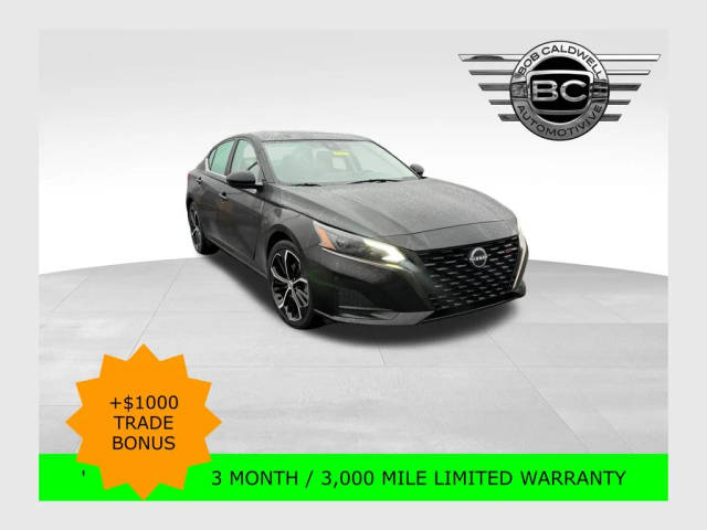 2023 Nissan Altima 2.5 SR FWD photo