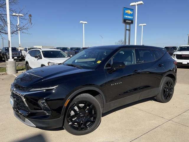 2023 Chevrolet Blazer LT FWD photo