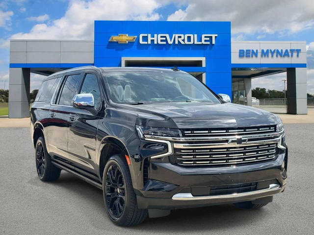 2023 Chevrolet Suburban Premier 4WD photo