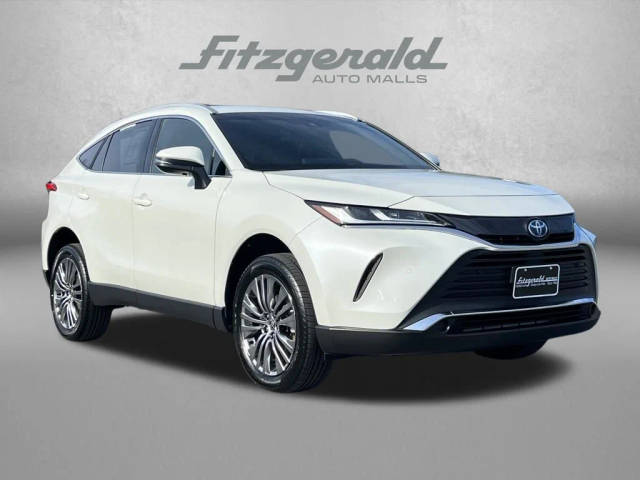 2022 Toyota Venza XLE AWD photo