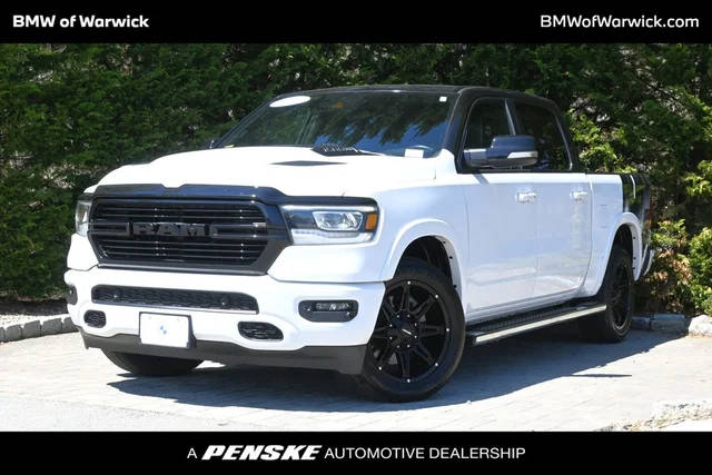 2022 Ram 1500 Laramie 4WD photo