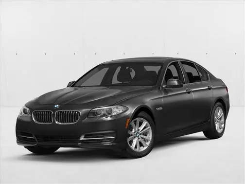 2015 BMW 5 Series 528i RWD photo