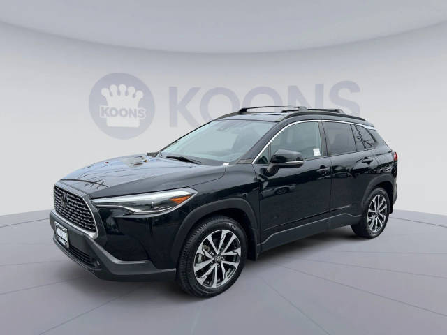 2022 Toyota Corolla Cross XLE AWD photo