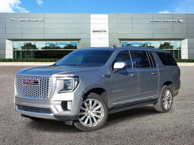 2023 GMC Yukon XL Denali 4WD photo