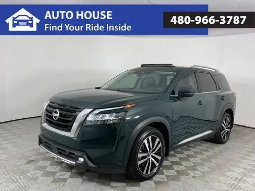 2023 Nissan Pathfinder Platinum 4WD photo