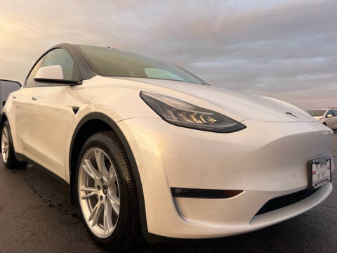 2021 Tesla Model Y Long Range AWD photo