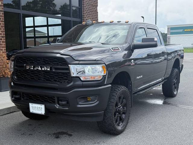 2022 Ram 3500 Tradesman 4WD photo