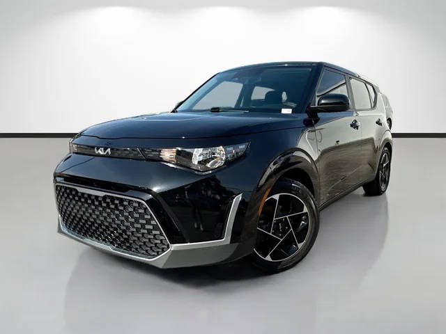 2023 Kia Soul EX FWD photo