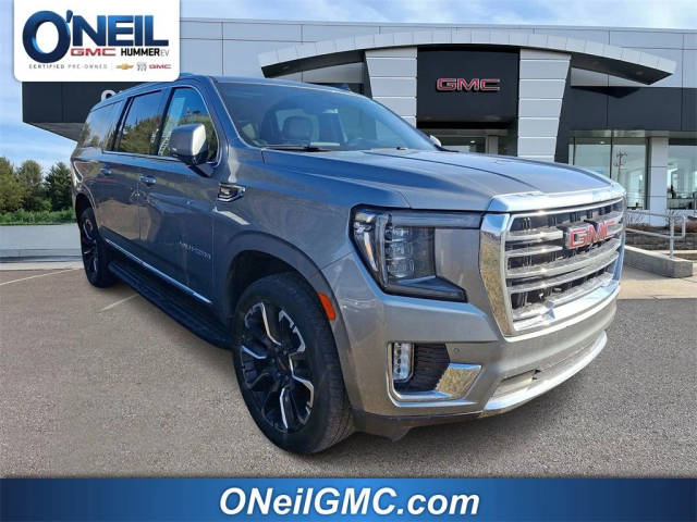 2023 GMC Yukon XL SLT 4WD photo