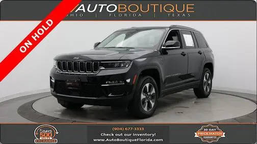 2022 Jeep Grand Cherokee 4WD photo