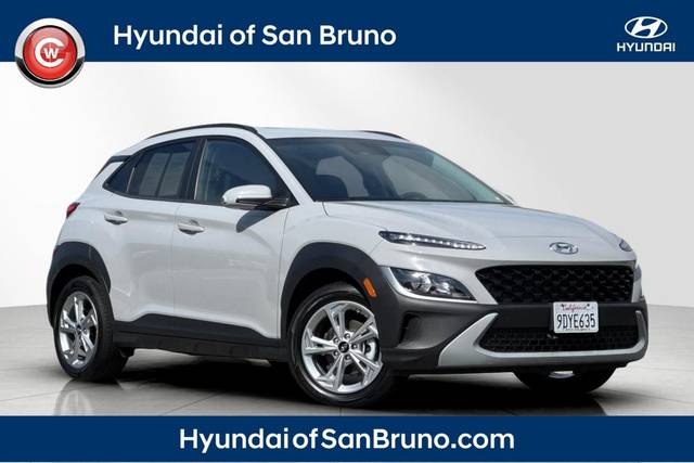 2023 Hyundai Kona SEL FWD photo