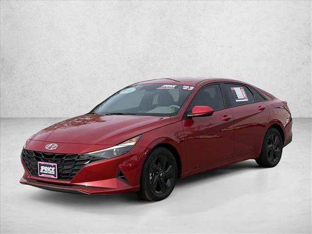 2023 Hyundai Elantra SEL FWD photo