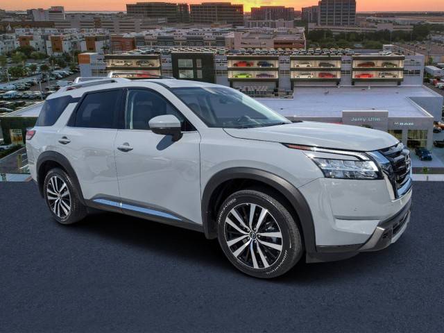 2023 Nissan Pathfinder Platinum 4WD photo