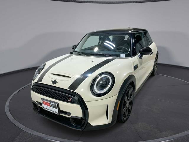 2023 MINI Hardtop 2 Door Cooper S FWD photo