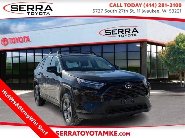 2022 Toyota RAV4 XLE AWD photo