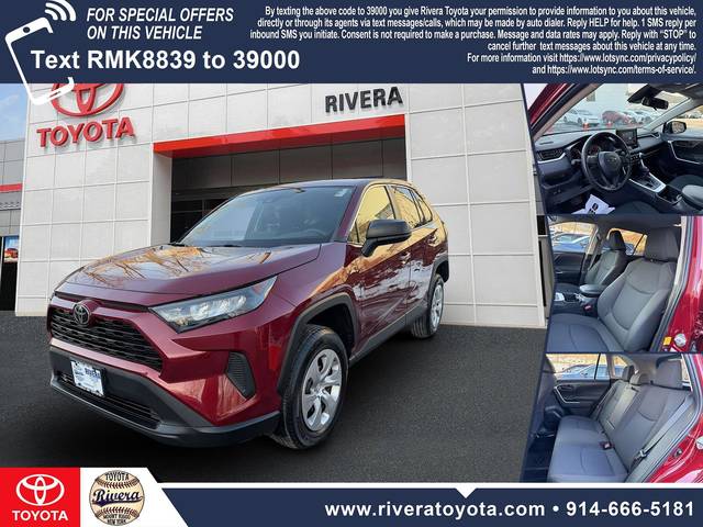 2022 Toyota RAV4 LE AWD photo