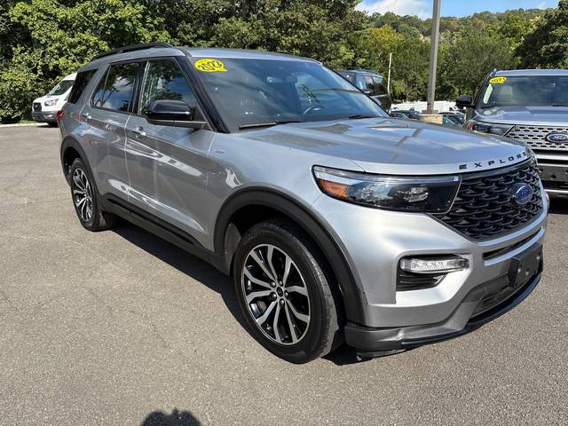 2022 Ford Explorer ST-Line 4WD photo