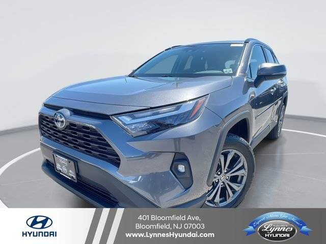 2022 Toyota RAV4 Hybrid XLE Premium AWD photo
