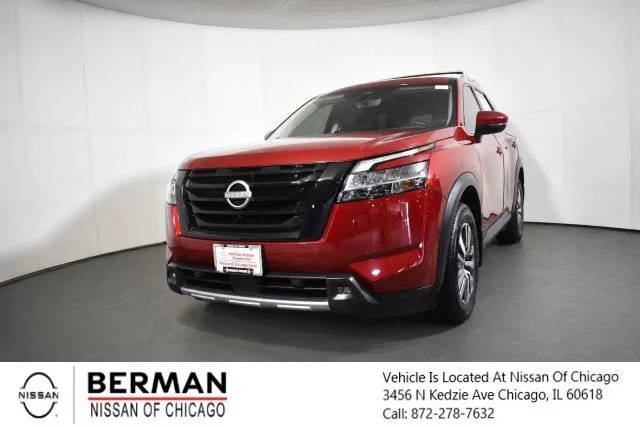 2023 Nissan Pathfinder SL 4WD photo